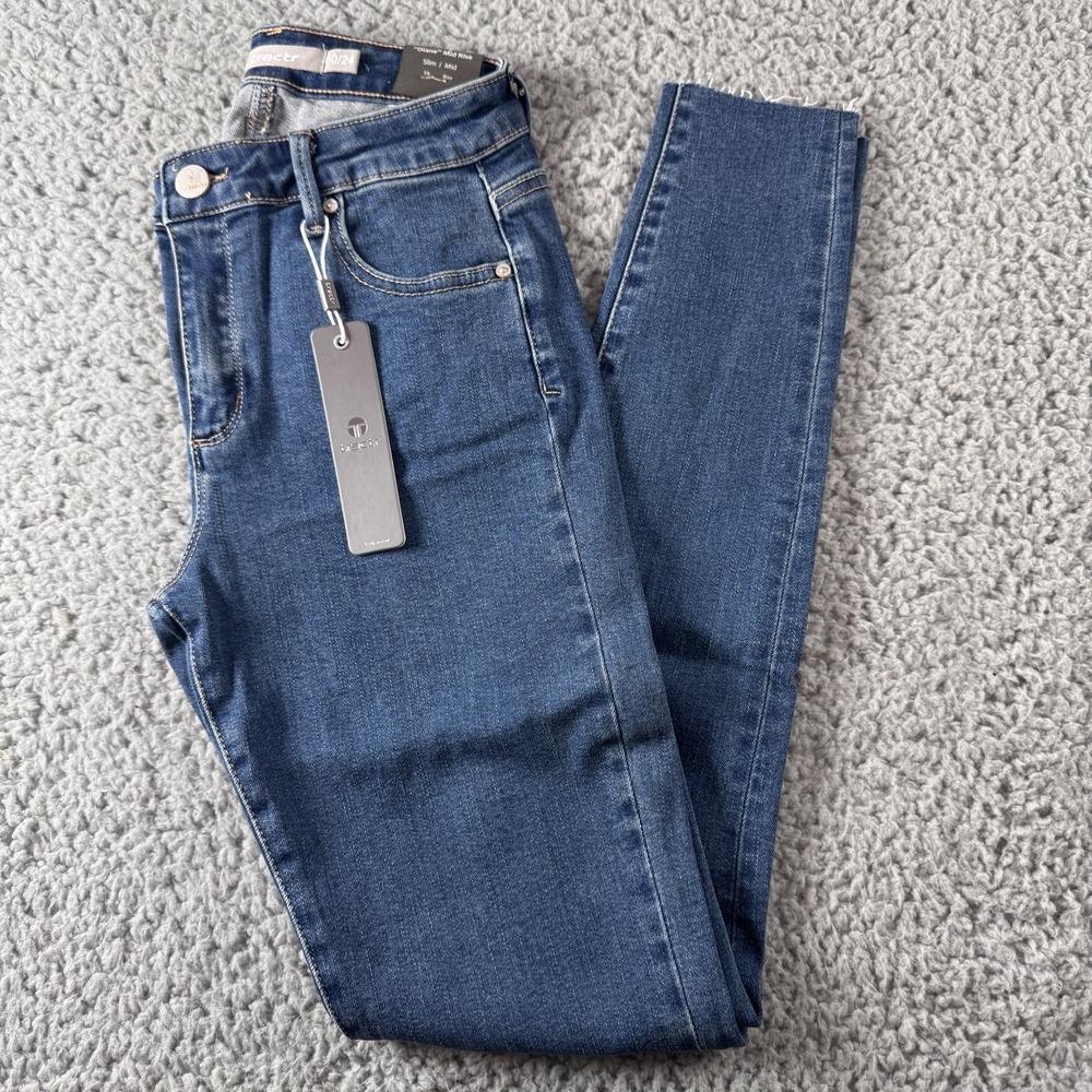 Tractr Diane Mid Rise Distressed Indigo Blue Raw Hem Stretch Jean Sz 00/24 NWT‎